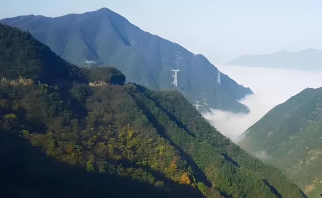 PPT背景图片选择指南简约大气，数学风格（ppt背景图片数学简约大气白色）